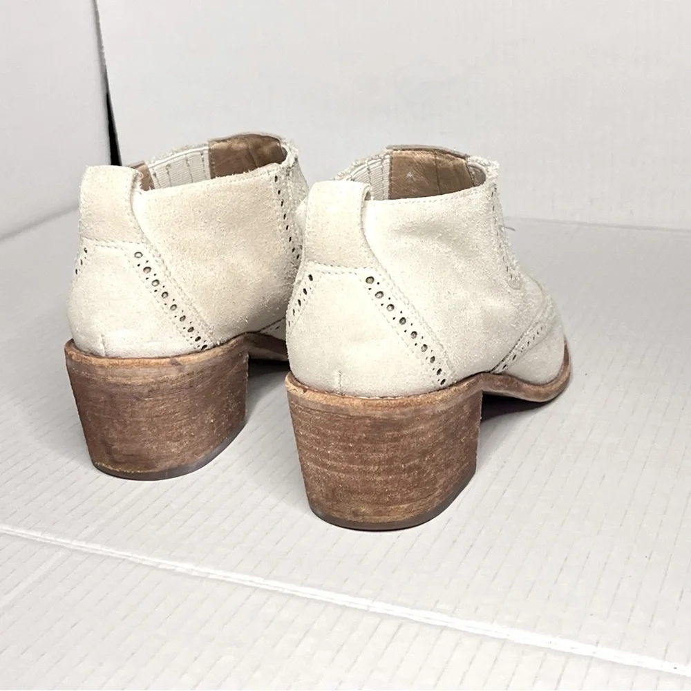 Madewell Grayson Brogue Chelsea Booties - Picture 12 of 15